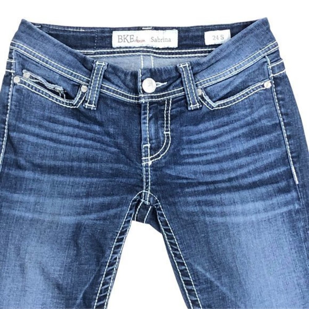 BKE Denim Sabrina Womens Cropped Capri Jeans Raw Hem Thick Stitch Size 27 - Picture 4 of 8